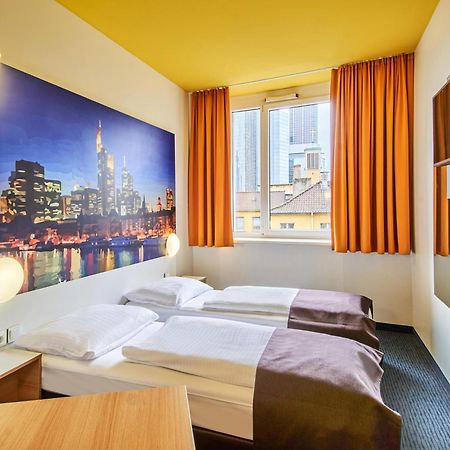 B&B Hotel Frankfurt-Hbf Frankfurt pe Main Exterior foto