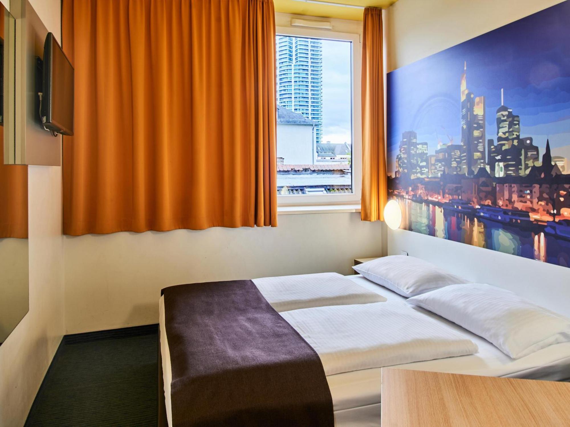 B&B Hotel Frankfurt-Hbf Frankfurt pe Main Exterior foto